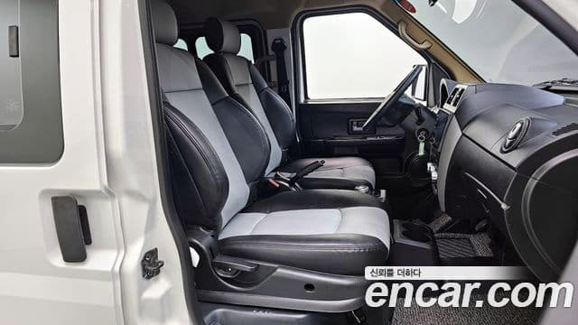 동풍소콘 C35 EV 4-seater, 2023 10