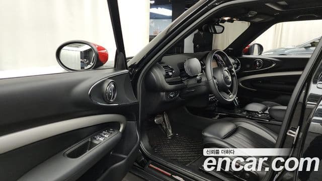 Mini Cooper S 클럽맨 2세대, 2023 10