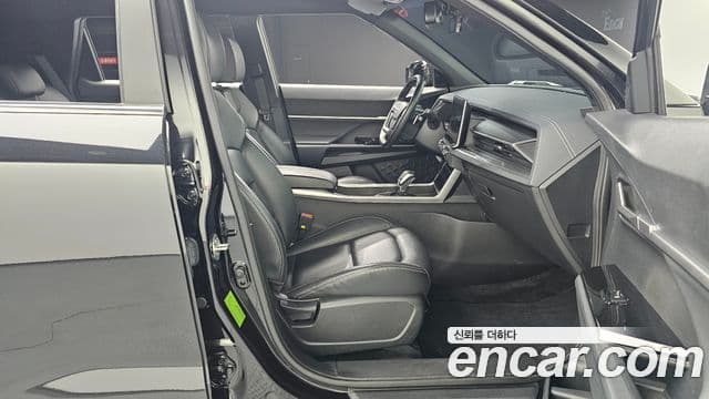 KG모빌리티(SsangYong) Torres T5, 2023 11