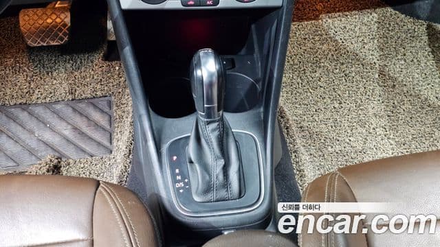 Volkswagen 폴로 5세대, 2015 9