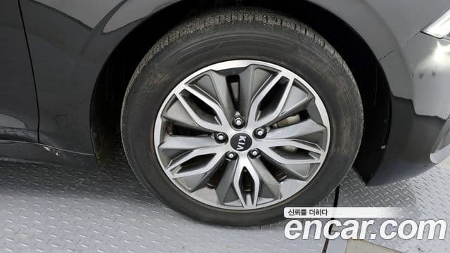 Kia K5 гибрид 3세대 Prestige, 2020 все фото