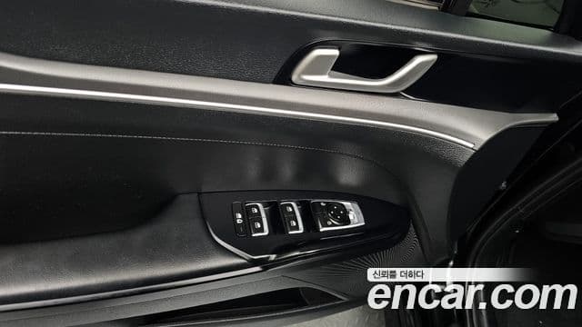 Kia K5 гибрид 3세대 Prestige, 2020 18