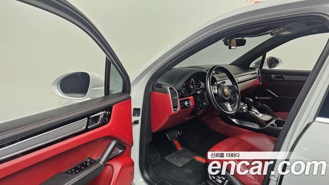 Porsche Cayenne (PO536) 4.0 турбо, 2020 10