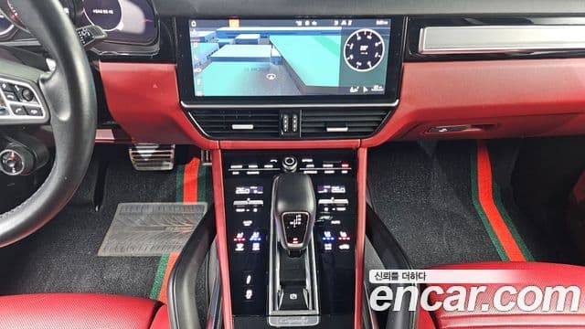 Porsche Cayenne (PO536) 4.0 турбо, 2020 15