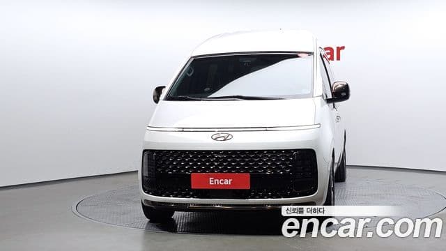 Hyundai Staria лимузин, 2022 3
