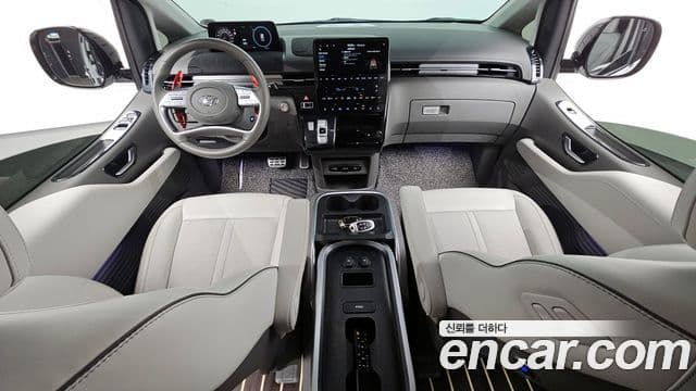 Hyundai Staria лимузин, 2022 7