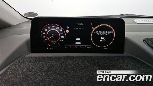 Hyundai Staria лимузин, 2022 8