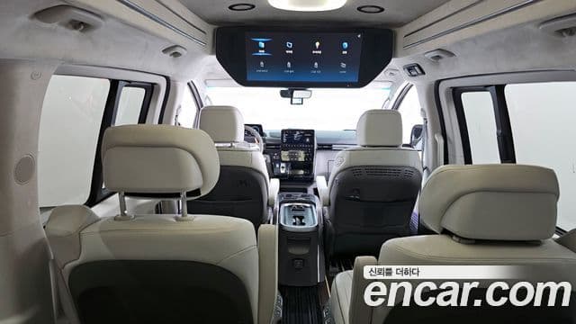 Hyundai Staria лимузин, 2022 19