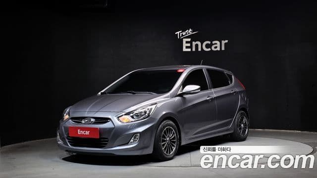 Hyundai Accent(новый кузов / новое поколение) Modern, 2015 1