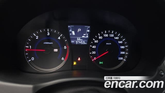 Hyundai Accent(новый кузов / новое поколение) Modern, 2015 8