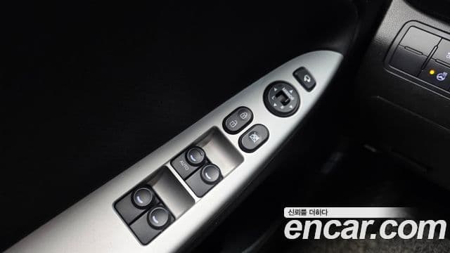 Hyundai Accent(новый кузов / новое поколение) Modern, 2015 18