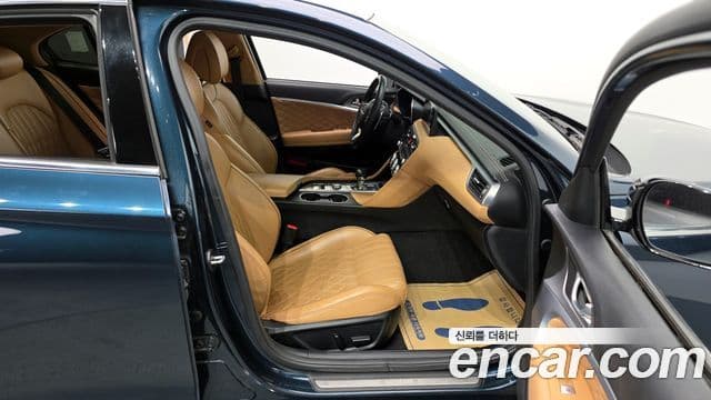 Genesis The / новый New G70 슈팅브레이크, 2023 11