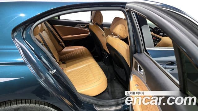 Genesis The / новый New G70 슈팅브레이크, 2023 12