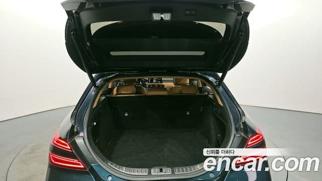 Genesis The / новый New G70 슈팅브레이크, 2023 20