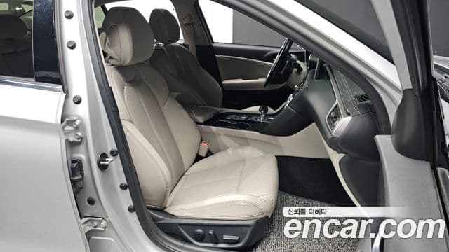 Genesis G70 Advanced, 2018 12