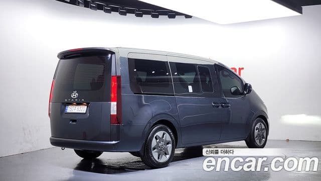 Hyundai Staria Modern, 2025 2