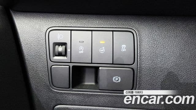 Hyundai Staria Modern, 2025 13