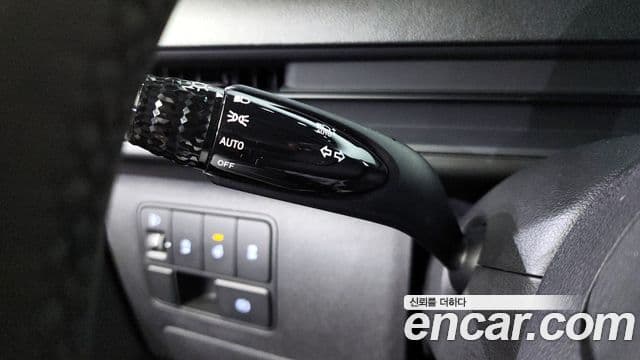 Hyundai Staria Modern, 2025 15