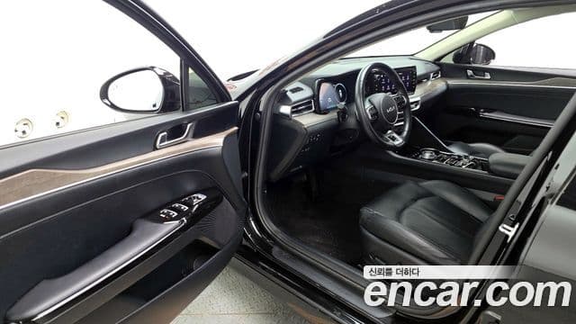Kia K5 гибрид 3세대 Noblesse, 2023 10