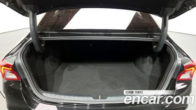 Kia K5 гибрид 3세대 Noblesse, 2023 20