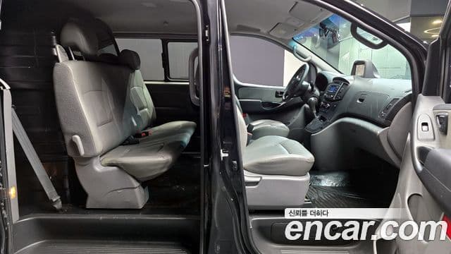 Hyundai Grand Starex Smart, 2017 10