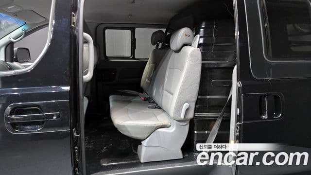 Hyundai Grand Starex Smart, 2017 12
