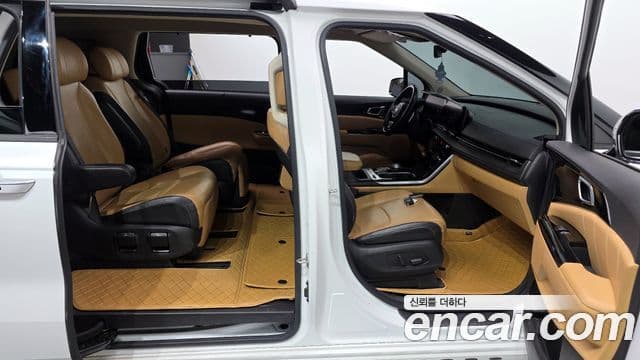 Kia Carnival 4세대 Signature, 2021 11