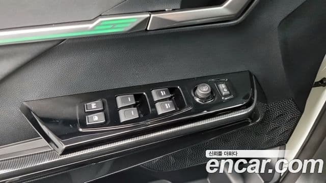 KG모빌리티(SsangYong) Actyon 2세대 S7, 2025 16