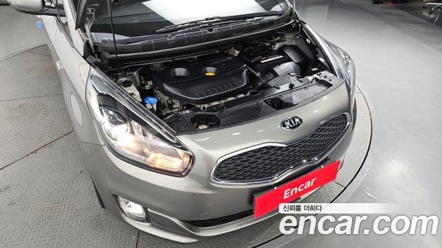 Kia All New Carens Luxury, 2016 6