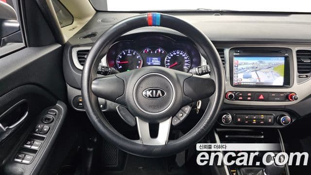 Kia All New Carens Luxury, 2016 16