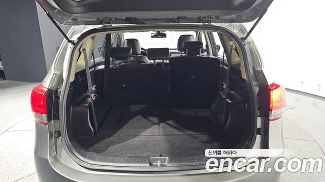 Kia All New Carens Luxury, 2016 20