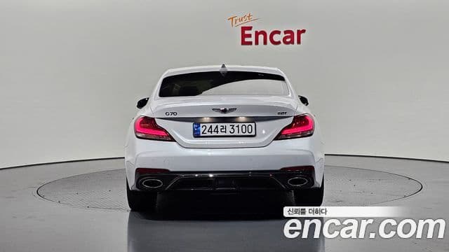 Genesis G70 Supreme, 2018 4