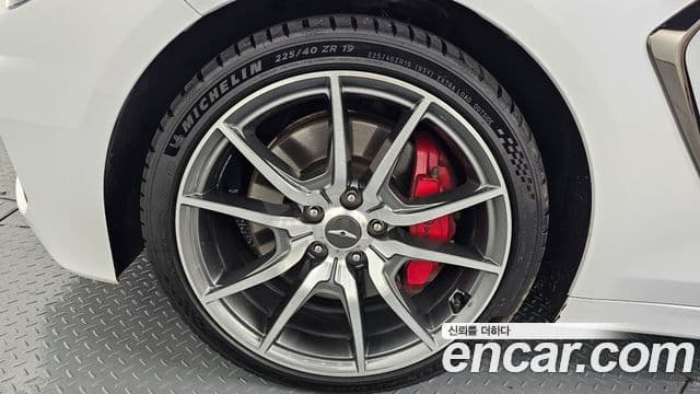 Genesis G70 Supreme, 2018 все фото