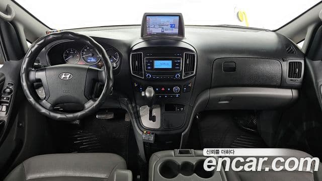 Hyundai Grand Starex детский перевозочный автомобиль, 2016 7