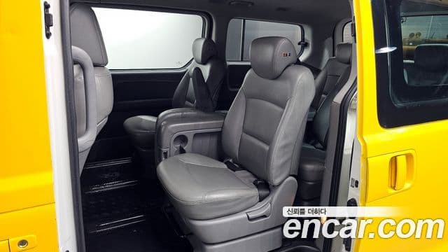 Hyundai Grand Starex детский перевозочный автомобиль, 2016 11