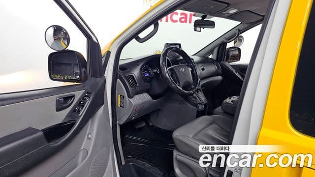 Hyundai Grand Starex детский перевозочный автомобиль, 2016 12