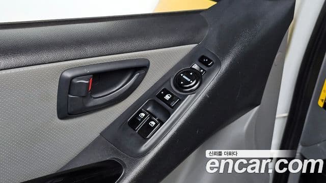 Hyundai Grand Starex детский перевозочный автомобиль, 2016 18