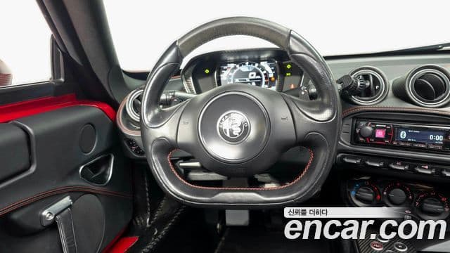 알파 로메오 4C 1.7 Spyder, 2018 13