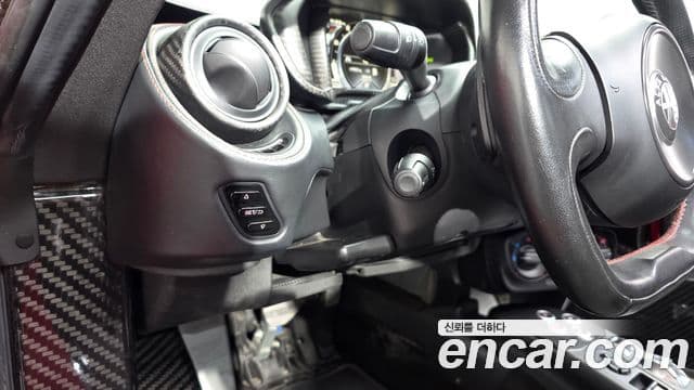 알파 로메오 4C 1.7 Spyder, 2018 16