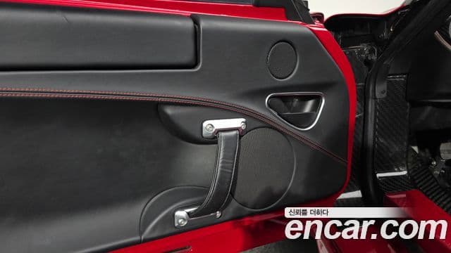 알파 로메오 4C 1.7 Spyder, 2018 17