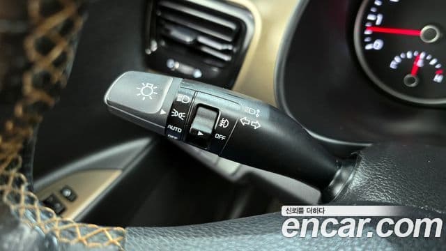 Kia Stonic Trendy, 2018 18