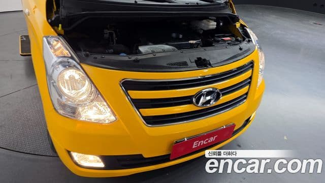 Hyundai Grand Starex детский перевозочный автомобиль, 2017 6