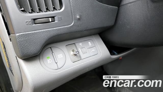 Hyundai Grand Starex детский перевозочный автомобиль, 2017 15