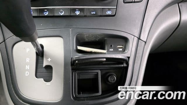 Hyundai Grand Starex детский перевозочный автомобиль, 2017 19