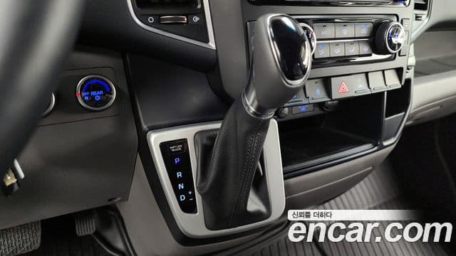 Hyundai 쏠라티 Luxury, 2025 9