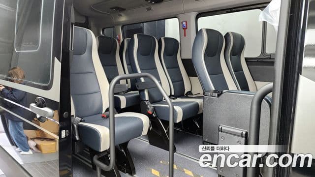 Hyundai 쏠라티 Luxury, 2025 12