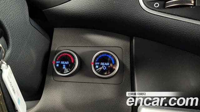 Hyundai 쏠라티 Luxury, 2025 19