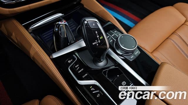 BMW 5시리즈 (G30) Luxury, 2022 9
