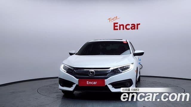 Honda Civic 10세대, 2017 3