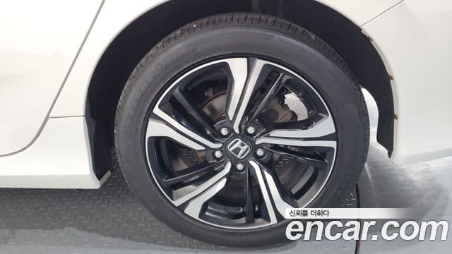 Honda Civic 10세대, 2017 все фото